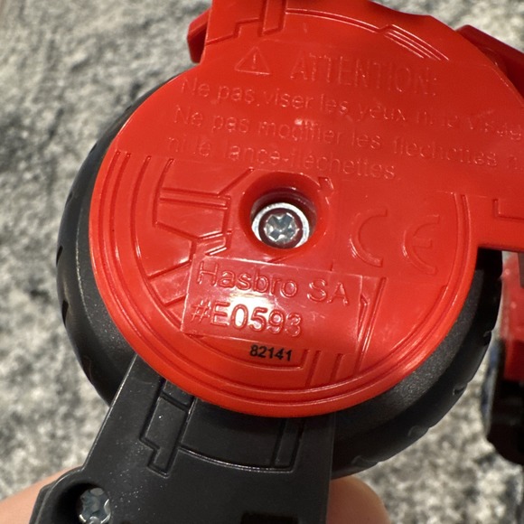 Marvel Spider-ManSpider Cycle Hasbro 2017 Bike Spiderman Dart Gun - Picture 11 of 12